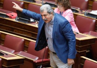 Ευθεία επίθεση Πολάκη σε Κασσελάκη: «Ασύνδετα βιντεάκια στα social, επίδειξη προσωπικής ζωής, επιλογών και πλούτου»