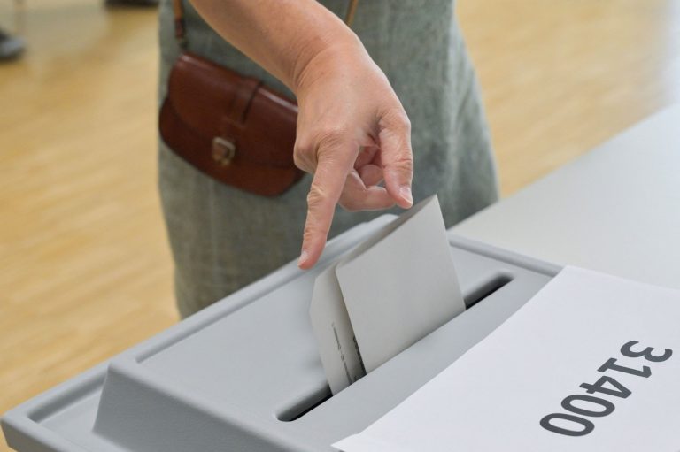 Γερμανία: Κρίσιμες εκλογές σήμερα σε Θουριγγία και Σαξονία – Τρομάζει η δημοσκοπική άνοδος της ακροδεξιάς