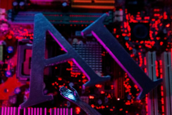 Τεχνητή νοημοσύνη: Παγκόσμια διάσκεψη για τους κινδύνους της τεχνολογίας οργανώνει ο Μπάιντεν