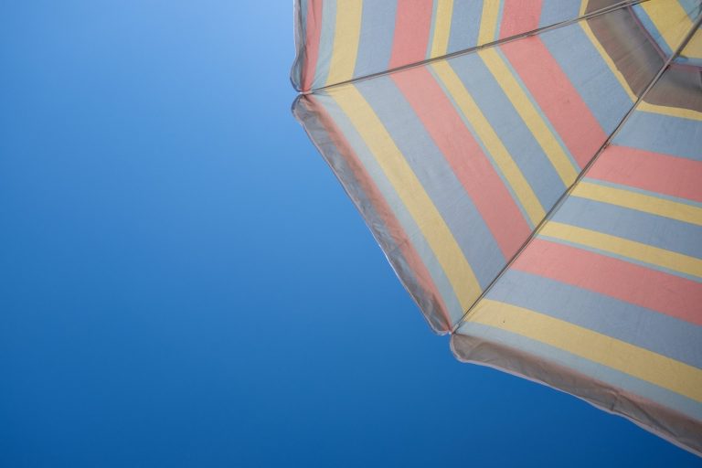 Ambient Πολιτικοποίηση