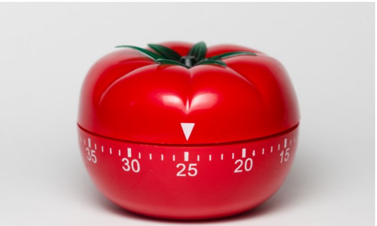Συγκέντρωση: Τι ακριβώς είναι η μέθοδος Pomodoro και πώς την ενισχύει