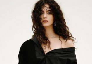 Ντέβα Κασέλ: Η κόρη της Μόνικα Μπελούτσι κοιτάει στα… μάτια τη μητέρα της