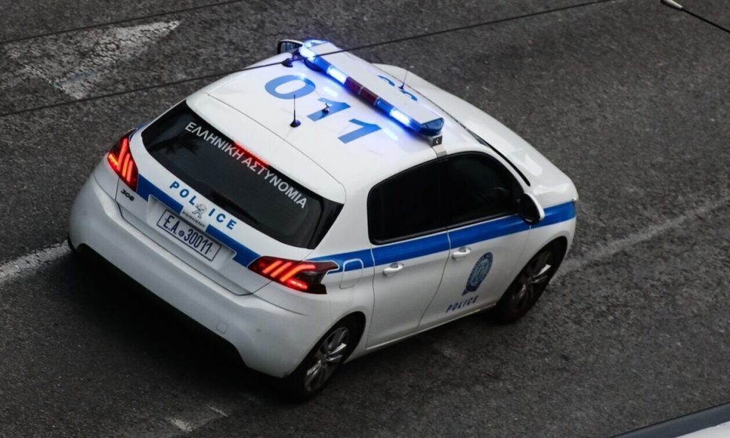 Κινηματογραφική καταδίωξη κακοποιών με πολυτελές ΙΧ στην Αττική Οδό – Τι συνέβη