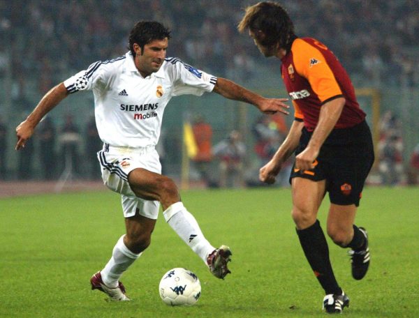 Φίγκο, ένας παίκτης – έμβλημα του Champions League (vid)