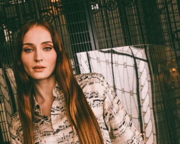 «Νέος βασιλιάς του Βορρά»: Ο αριστοκράτης σύντροφος της Σόφι Τέρνερ και ποια η σχέση του με την Ελλάδα