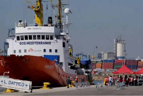 Ιταλία: Τα μέτρα της κυβέρνησης στραγγαλίζουν οικονομικά τις οργανώσεις διάσωσης μεταναστών