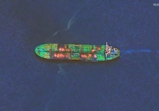 Υεμένη: «Ετοιμάζεται να αρχίσει» η επιχείρηση διάσωσης του Sounion που είχαν πλήξει οι Χούθι