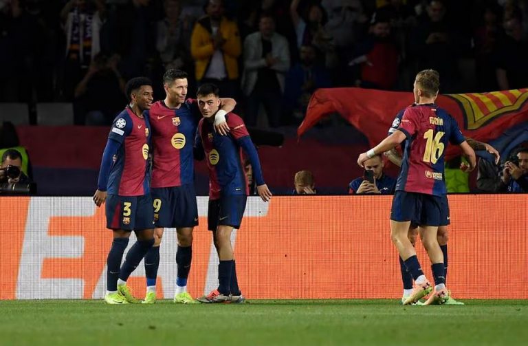 Σαρωτική η Μπαρτσελόνα: Δεύτερο γκολ ο Ραφίνια, σκόραρε και ο Λεβαντόφσκι για το 3-1 (vids)