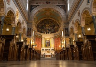 Στην εισαγγελία Σύρου το πόρισμα για τις «ιερές επενδύσεις» στην Καθολική Εκκλησία