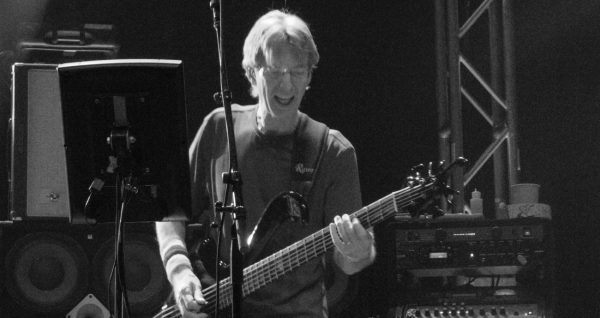 Phil Lesh: Ο αντισυμβατικός μπασίστας των Grateful Dead πέθανε στα 84 του χρόνια