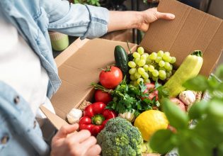 Το μεγάλο λάθος που κάνουμε όλοι όταν αγοράζουμε φρούτα και λαχανικά