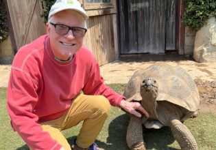 Κρατάει ο Στιβ Μάρτιν «το φανάρι» της σχέσης Μέριλ Στριπ και Μάρτιν Σορτ;