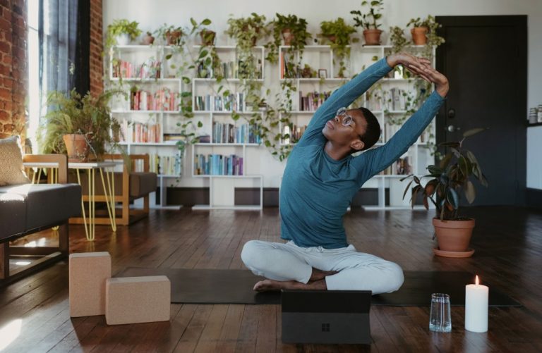 Γυμναστική: Το μυστικό για υγιές δέρμα και λαμπερά μαλλιά