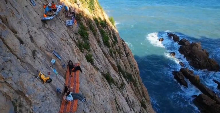 Καφές στα 56 δολάρια στην άκρη του γκρεμού – Αξίζει;