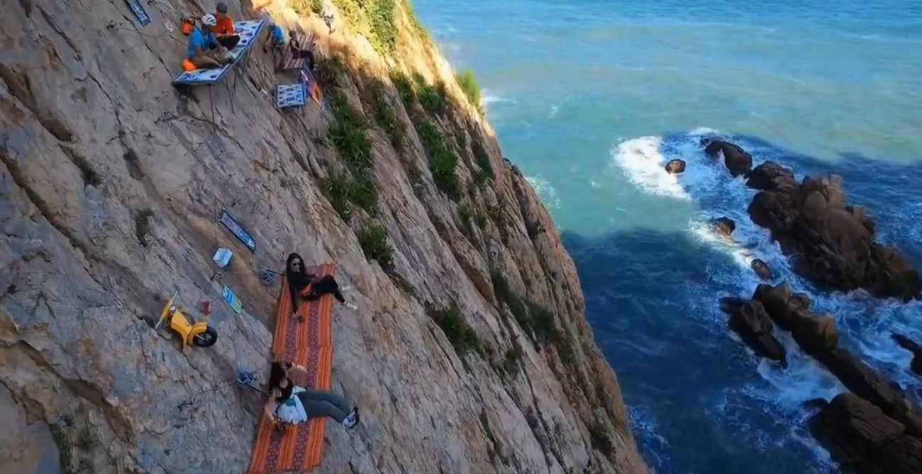 Καφές στα 56 δολάρια στην άκρη του γκρεμού – Αξίζει;