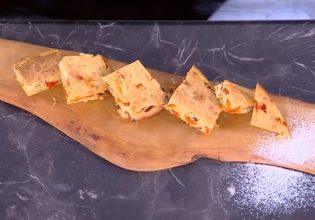 Συνταγή: Ζυμαρόπιτα με ελιές, φέτα και ντοματίνια