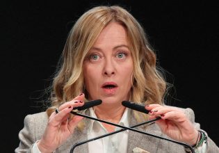 Πώς το Προσφυγικό πλήττει βαριά τη Μελόνι – Το πολιτικό φιάσκο της συμφωνίας Ιταλίας-Αλβανίας