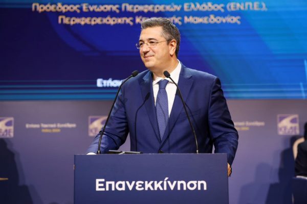 Α. Τζιτζικώστας: Οι Δήμοι και οι Περιφέρειες κράτησαν όρθια την κοινωνία