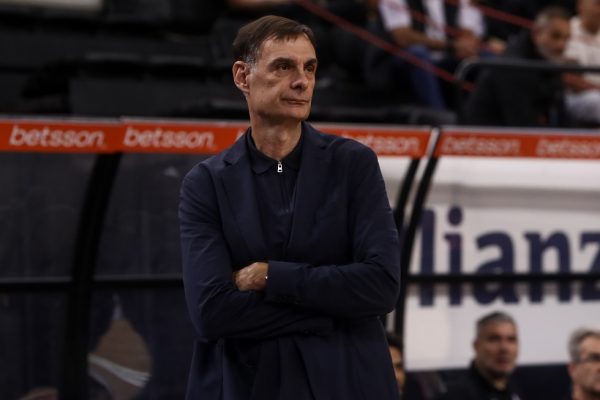 Μπαρτζώκας: «Ο Ολυμπιακός δεν είναι και το πιο φιλικό σωματείο για τους οπαδούς της ΑΕΚ» (vid)