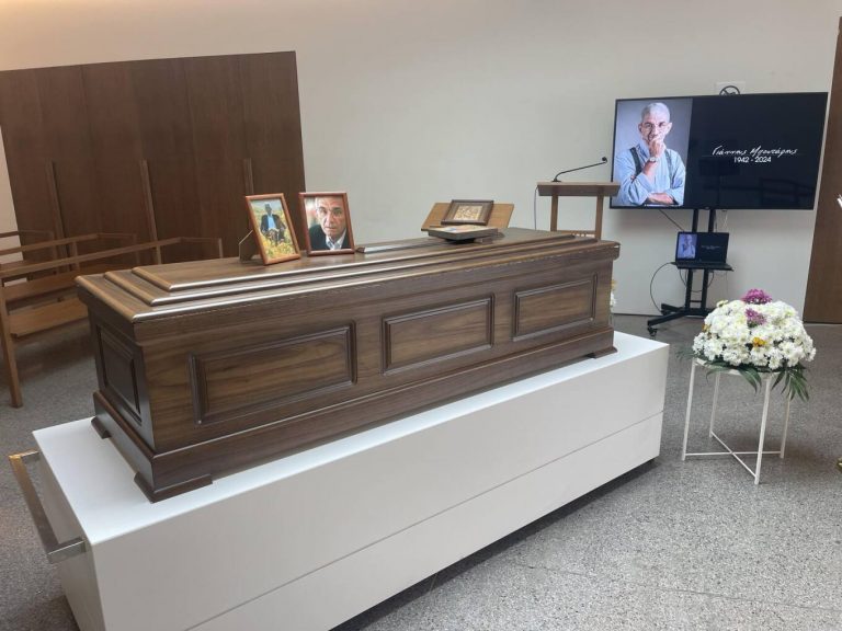 Γιάννης Μπουτάρης: Στο αποτεφρωτήριο Ριτσώνας το ύστατο χαίρε στον πρώην δήμαρχο Θεσσαλονίκης