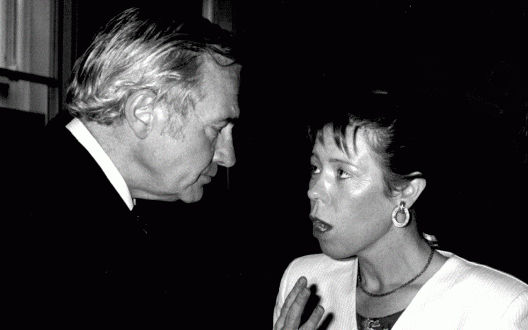 «Σας εξαπατούσα. Λυπάμαι γι’ αυτό» – Ο Βρετανός πολιτικός που πιάστηκε να σκηνοθετεί τον θάνατό του