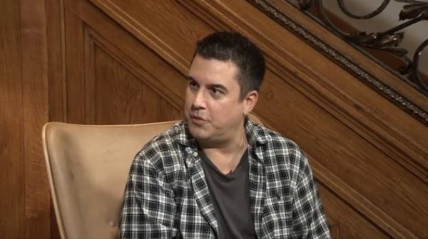 Πάνος Κατσαρίδης: «Ο έρωτας για μένα είναι μεγάλη ταλαιπωρία για αυτό τον αποφεύγω»