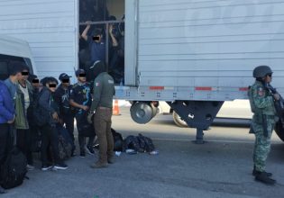 Μεξικό: Πάνω από 250 μετανάστες σε ρυμουλκό φορτηγού με κατεύθυνση τις ΗΠΑ