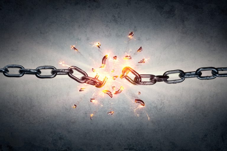 Τελικά όποιον φεύγει από το μαντρί τον τρώει ο λύκος; – Οι διασπάσεις των τελευταίων ετών