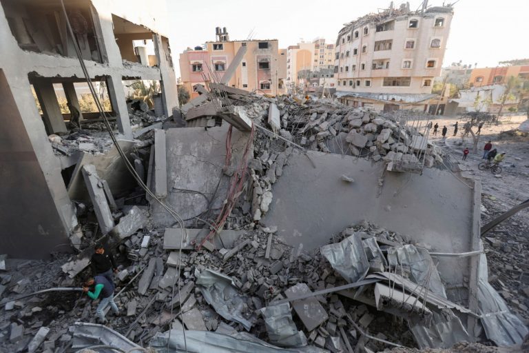 Γάζα: 15 άτομα έχασαν τη ζωή τους σήμερα – Η Unrwa αναστέλλει την παράδοση βοήθειας σε ένα σημείο