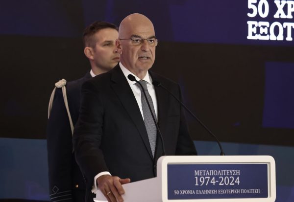 Δένδιας: Αλλαγές στη στρατιωτική θητεία το πρώτο εξάμηνο του 2025 και δημιουργική προσέγγιση στα εξοπλιστικά