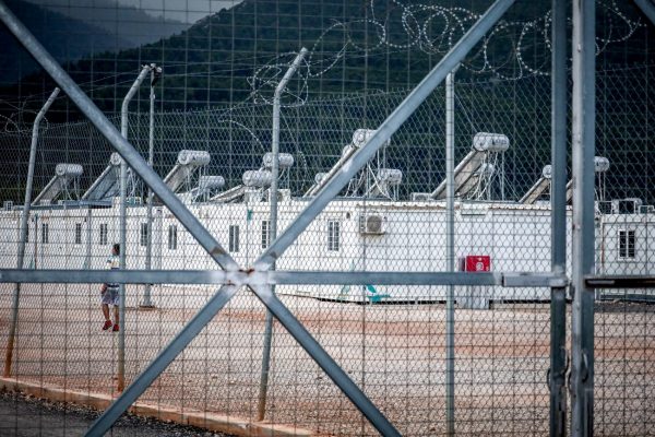 Μαλακάσα: Εισαγγελική παρέμβαση για την κακοποίηση ανήλικου στη δομή προσφύγων