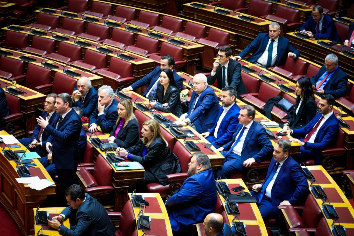 Ανδρουλάκης: Οι προτάσεις στον Μητσοτάκη και το κάλεσμα σε βουλευτές της… ΝΔ – Οι τροπολογίες που φέρνει το ΠΑΣΟΚ