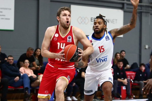 Πανιώνιος – Ολυμπιακός 78-84: Βεζένκοφ show στη Γλυφάδα και τώρα «διαβολοβδομάδα» (vid)