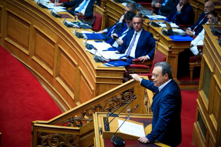 O κυβερνητικός… ΣΥΡΙΖΑ επιστρέφει – Χτυπήματα σε ΝΔ και ΠΑΣΟΚ για ελληνοτουρικά και ΠτΔ