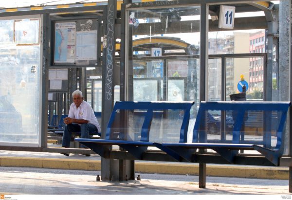 Θεσσαλονίκη: Οδηγός του ΟΑΣΘ βρήκε και παρέδωσε τσάντα με 2.500 ευρώ – «Έκανα το αυτονόητο»