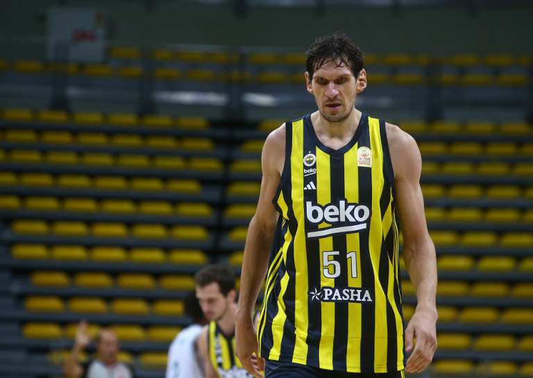 Ο Μαριάνοβιτς μετακομίζει στην Κίνα