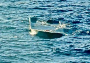 Ναυάγιο με πρόσφυγες στη Γαύδο: Συνεχίζονται οι έρευνες – Συνελήφθησαν 5 από τους διασωθέντες ως διακινητές