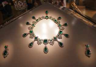 Το κυνήγι του στέμματος: Πώς τα κοσμήματα των αυτοκρατόρων της Γαλλίας βρέθηκαν στο Νιού Τζέρσεϊ;