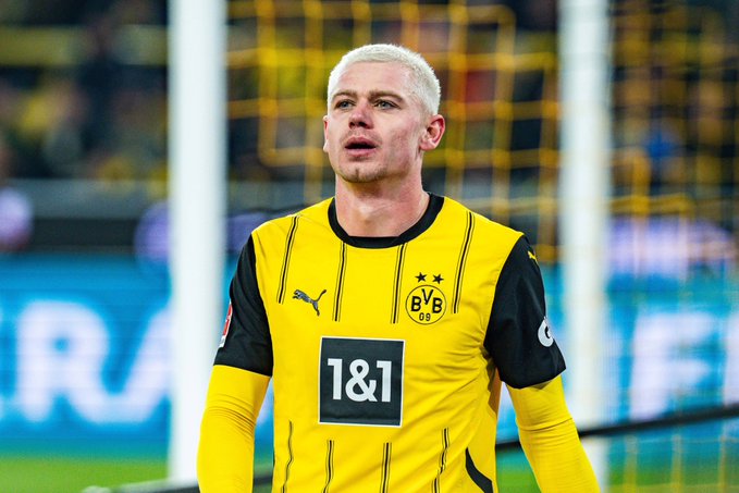 Κατέρρευσε στα αποδυτήρια ο Ριέρσον της Ντόρτμουντ (pic)