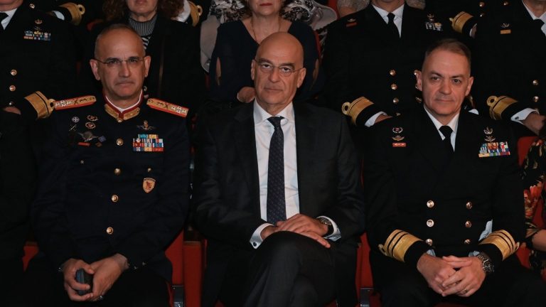 Αρχηγος ΓΕΝ: Είναι ανεκτίμητες οι θυσίες και δυσβάσταχτοι οι συμβιβασμοί στην προσωπική ζωή των στελεχών μας