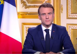 Μακρόν: Η Ακροαριστερά και η Ακροδεξιά φταίνε για το χάος – Τις επόμενες μέρες νέος πρωθυπουργός