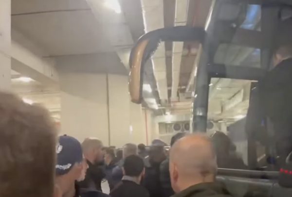 ΑΕΚ – ΠΑΟΚ: Το βίντεο σοκ απο το πάρκινγκ (vid)