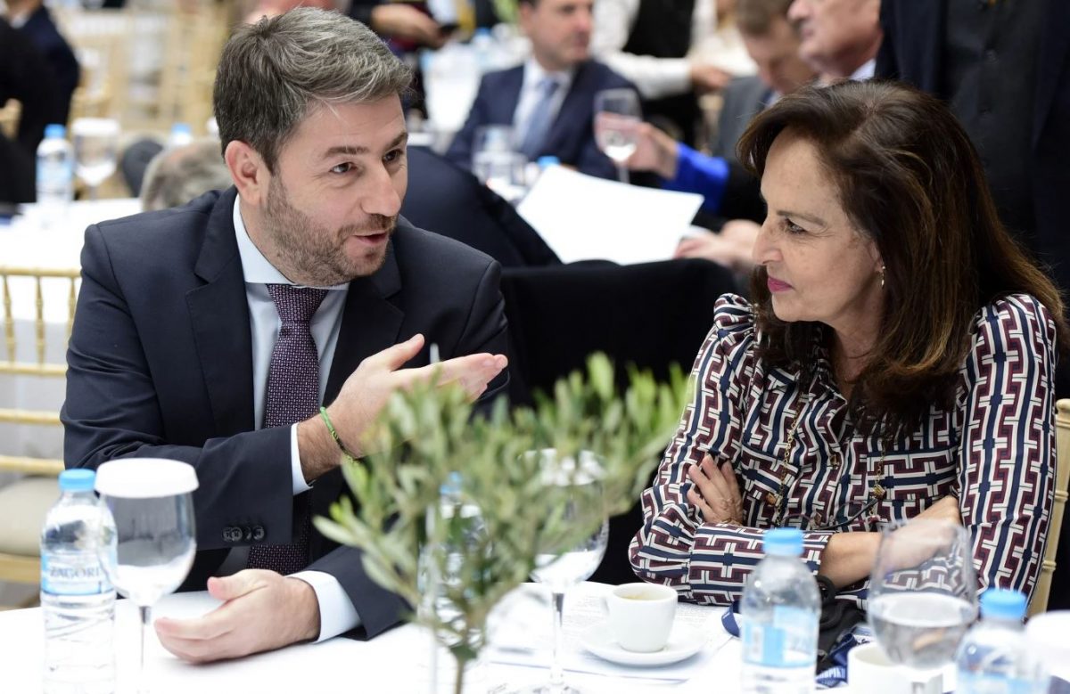 Το κυβερνητικό αφήγημα περί «δύο ΠΑΣΟΚ» και το διπλό «μοτίβο» Ανδρουλάκη