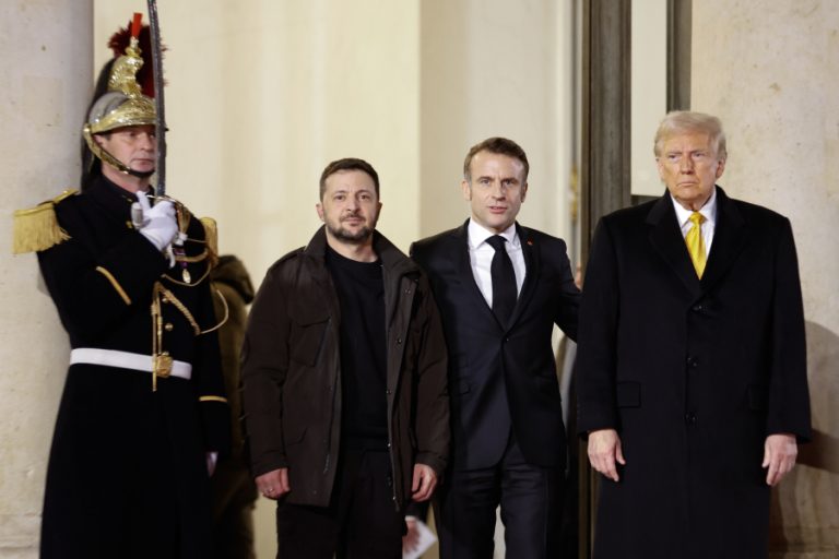 «Ο πόλεμος με τη Ρωσία δεν θα τελειώσει με μερικές υπογραφές»