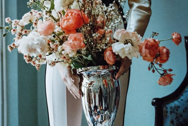 Κυκλοφόρησε το πρώτο περιοδικό για την τέχνη που δημιουργήθηκε αποκλειστικά με τη χρήση Τεχνητής Νοημοσύνης