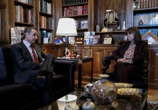 Προεδρία της Δημοκρατίας: Οι δύο δρόμοι Μητσοτάκη, οι ζυμώσεις στην αντιπολίτευση και τα θεσμικά πυρά Τσίπρα