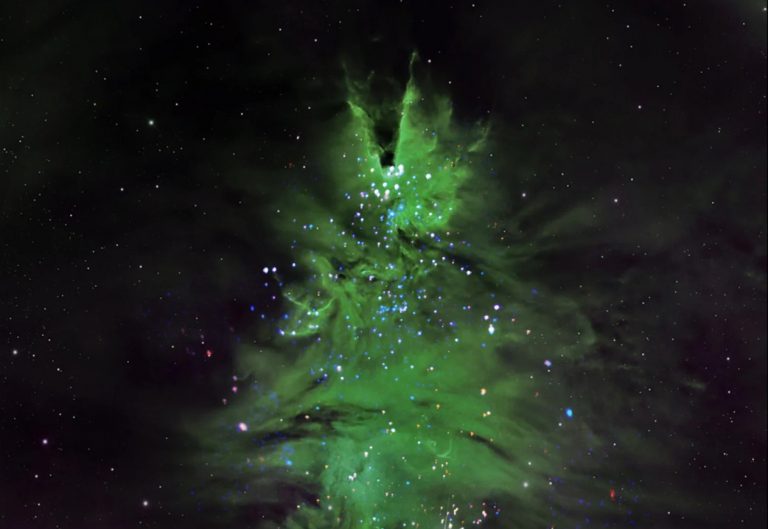 Δείτε το μοναδικό χριστουγεννιάτικο δέντρο της NASA που αποτελείται μόνο από άστρα