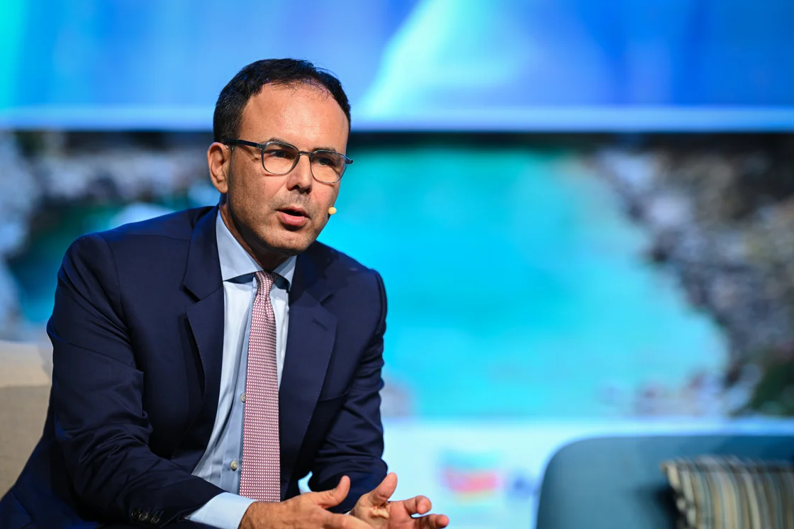 Πρώτη δημόσια εμφάνιση Πατέλη μετά την παραίτηση του – Ο μίνι απολογισμός