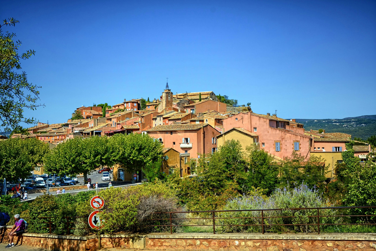 Εκατομμυριούχος άφησε ολόκληρη την περιουσία του στην γενέτειρά του – Ο μοναδικός όρος που έθεσε