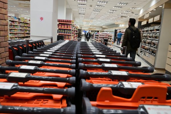 «Καλάθι των Χριστουγέννων»: Ξεκινάει από σήμερα – Ποια προϊόντα περιλαμβάνονται